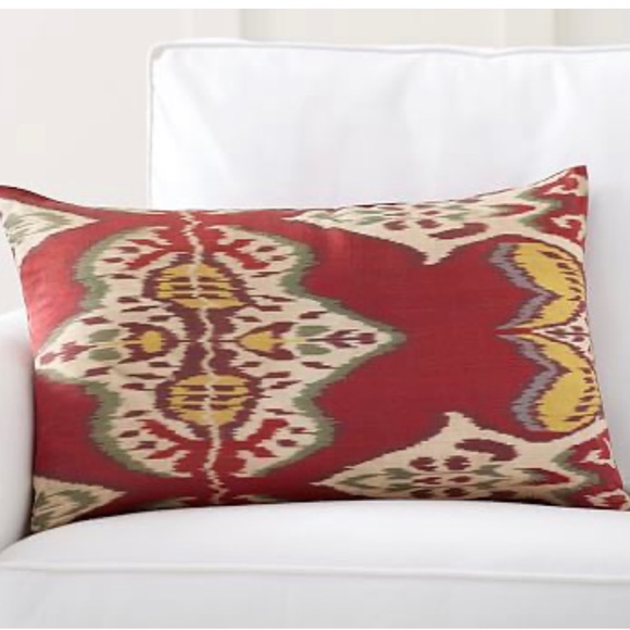 Pottery Barn Accents Pottery Barn Set Of Two Inez Ikat Silk Blend